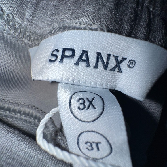 SPANX AirEssentials Gray Sweatpants -Size 3x - Picture 3 of 3